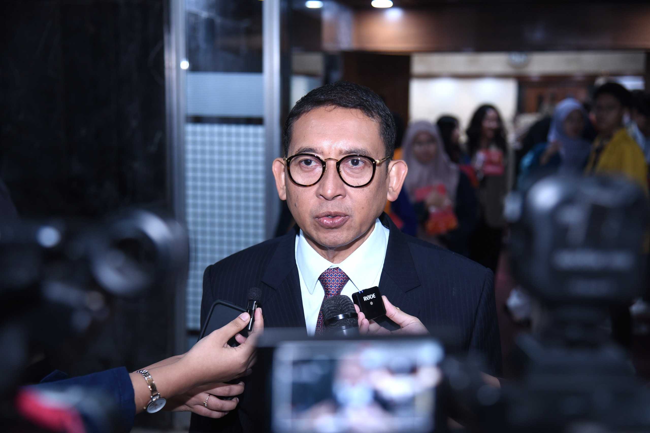 Fadli Zon Janji Benahi Polemik Royalti Lagu di Rumah Makan