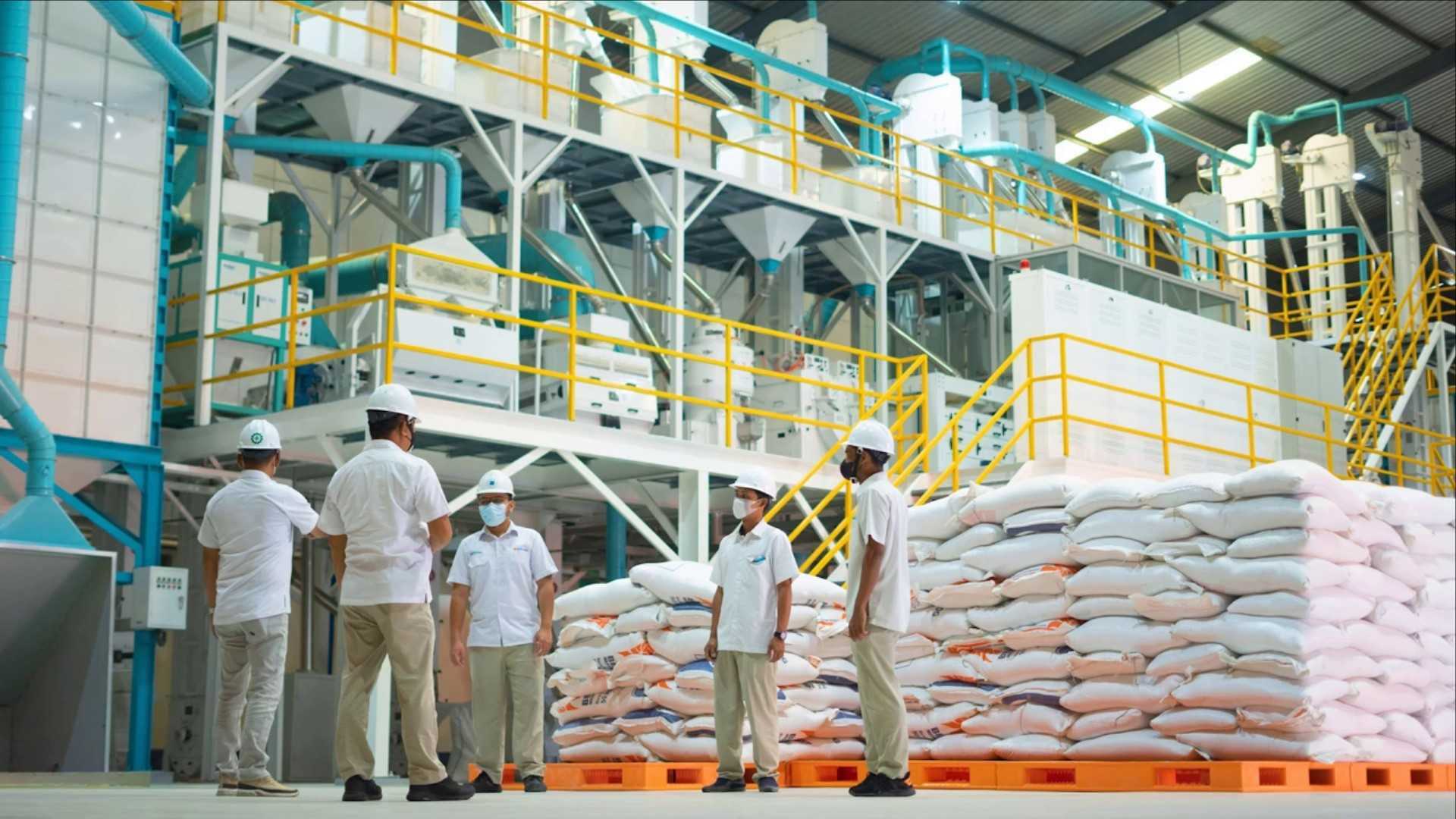 Instruksi Prabowo, Bulog Bangun 100 Gudang Baru di Daerah Sentra Produksi