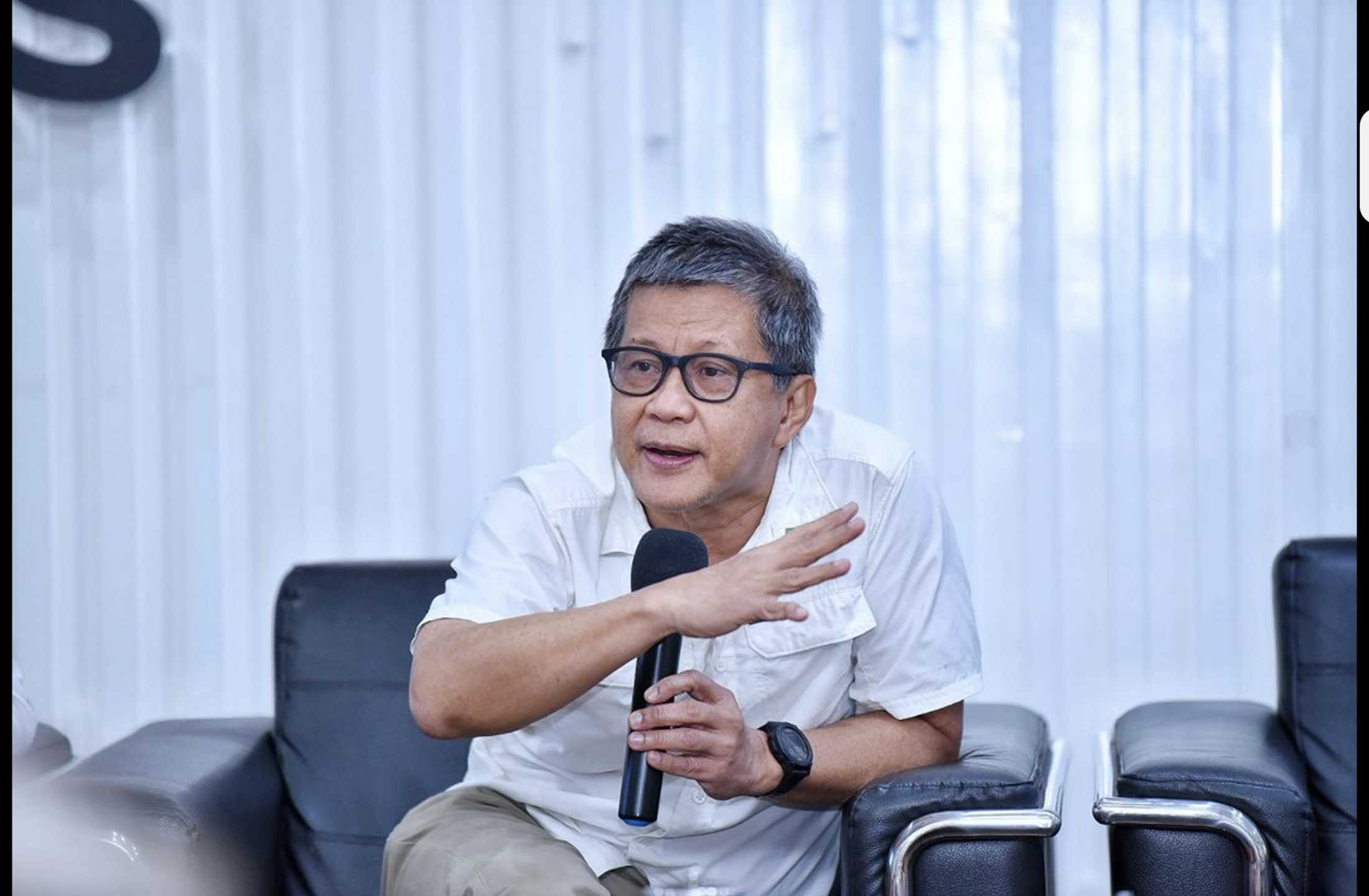 Rocky Gerung Soroti Kemandekan Demokrasi dan Bangkitnya Kultur Feodalisme Pasca Setahun Pemerintahan Prabowo