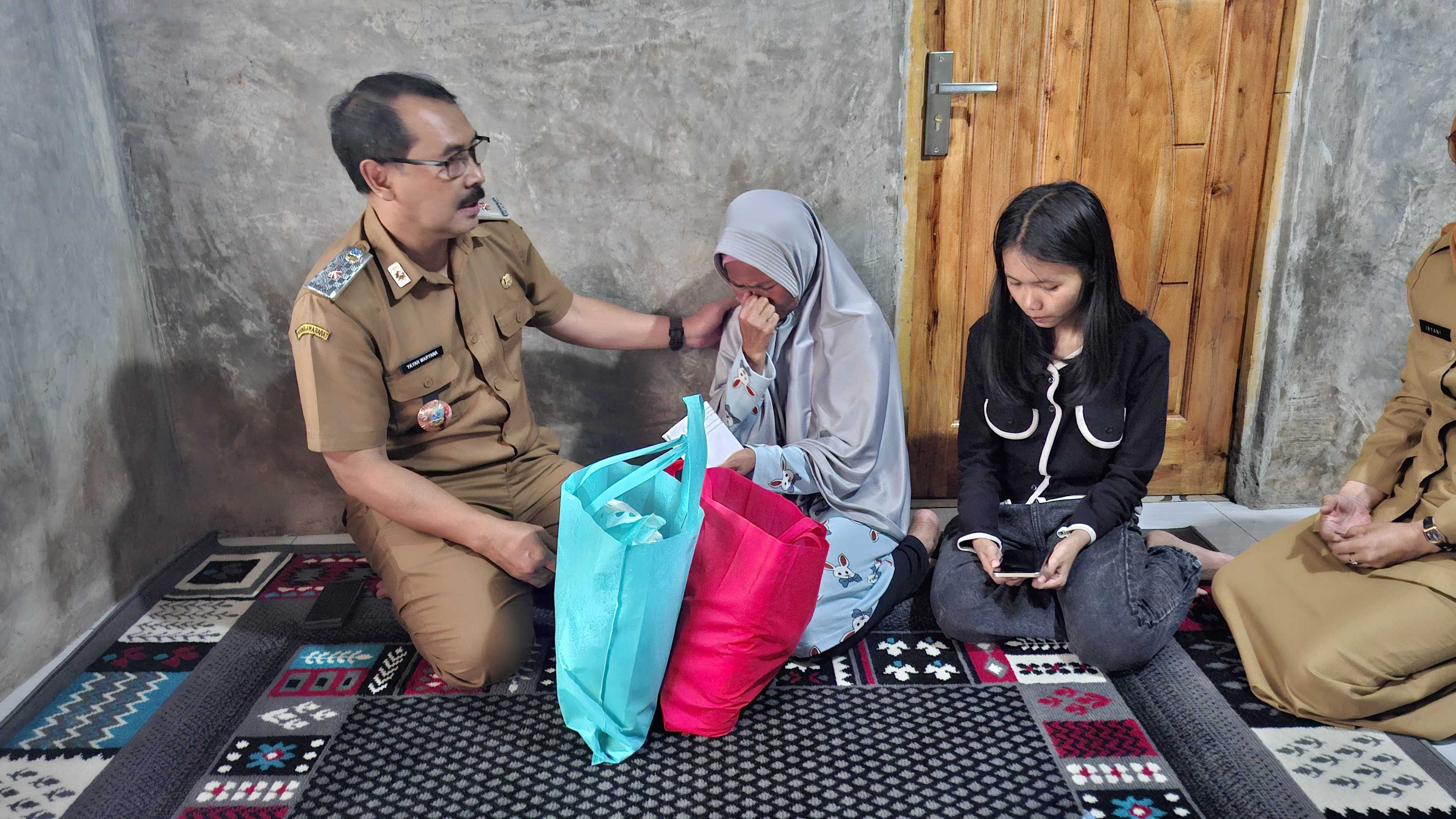 Pemda Garut Turun Tangan: Ani Nuraeni Hilang Sejak Awal Oktober, Air Mata Sang Ibu Tak Pernah Kering
