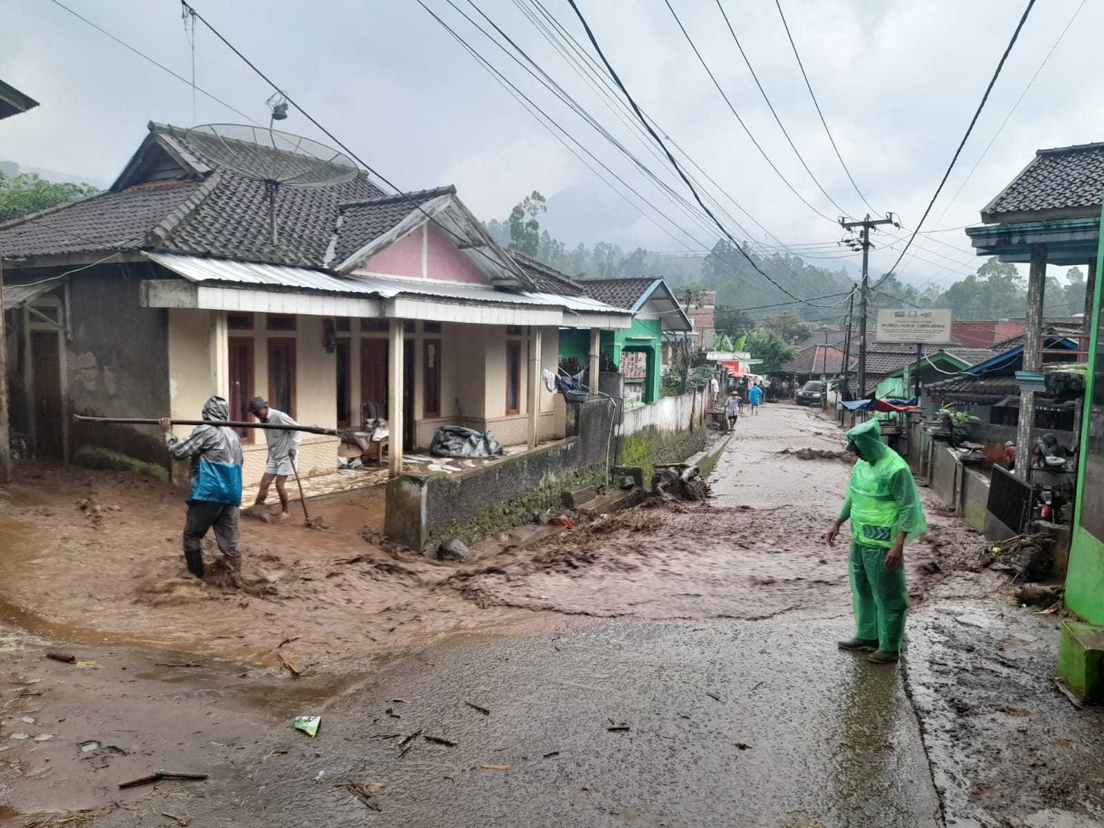 BPBD Garut Ungkap Penyebab Banjir Bandang: Minim Resapan dan Pola Tanam Warga