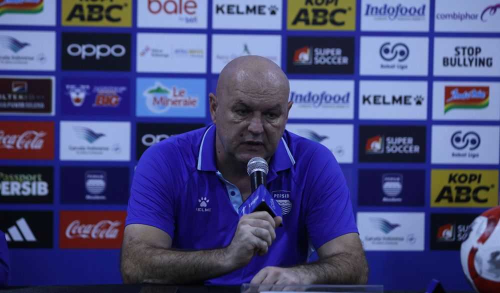 Hodak Akui PERSIB Tampil Mengejutkan Saat Taklukkan Borneo FC