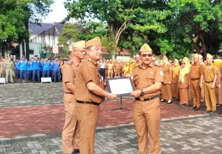 Perda KLA Raih Predikat Sangat Baik, Bupati Garut Serahkan Apresiasi IKK Nasional 2025