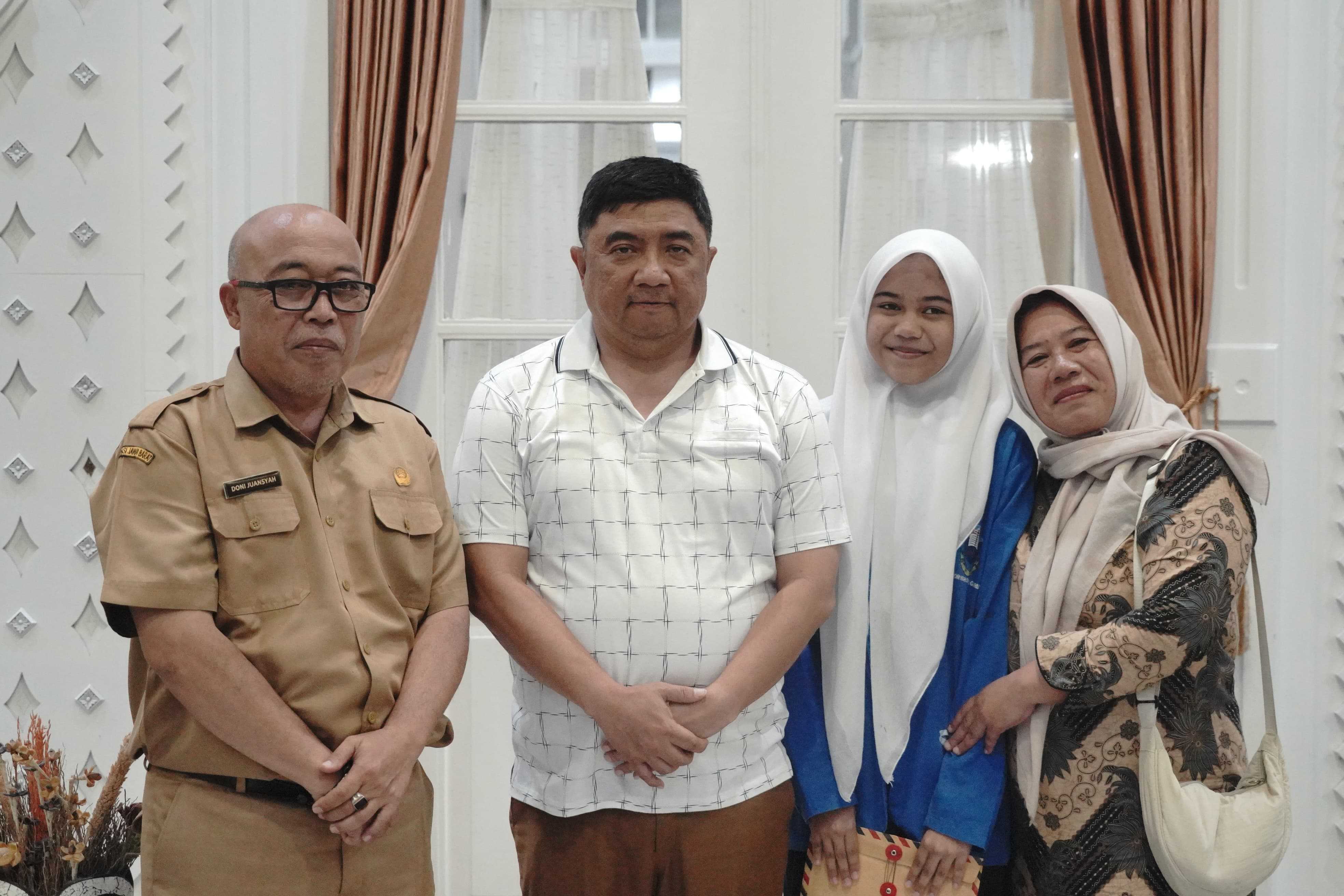 Siswi SMPN 1 Garut Tembus Grand Final Duta Siswa Indonesia 2026 dengan Program Taman Pendidikan