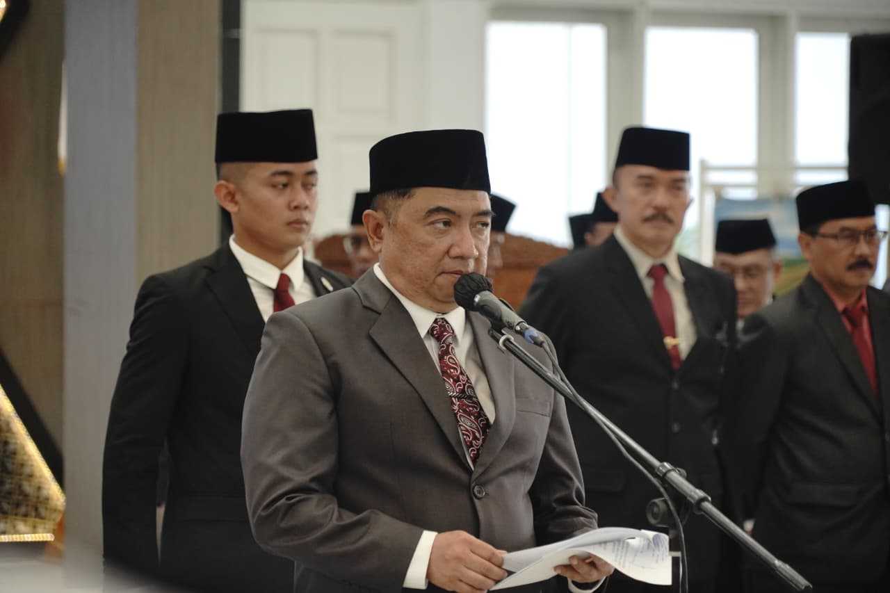 Bupati Garut Lantik 88 ASN, Dorong Profesionalisme Aparatur dan Validasi Data Layanan Masyarakat