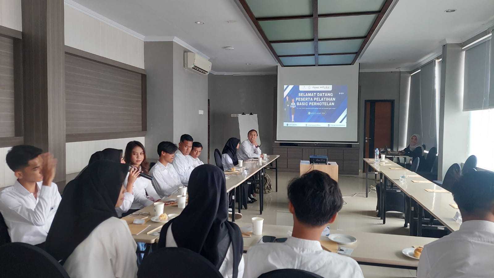 Tirtagangga Hotel Gelar Pelatihan Perhotelan, Prioritaskan Warga Sekitar Garut