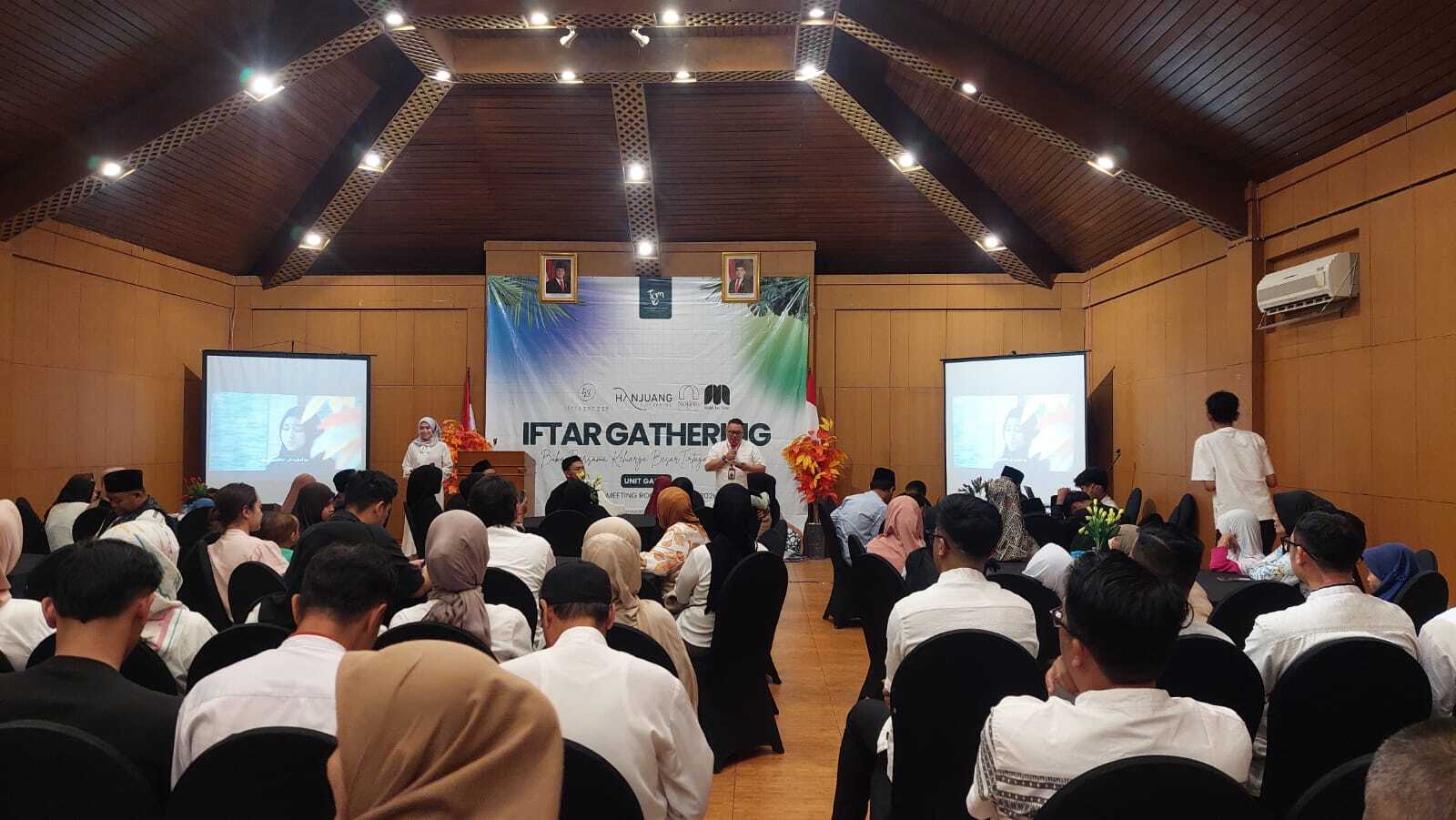 Hotel Tirtagangga Garut Gelar Iftar Gathering, Santuni 30 Anak Yatim di Lingkungan Sekitar